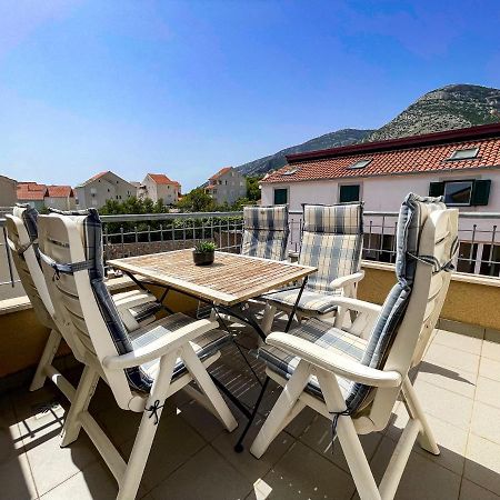 Perla Apartments Bol Dış mekan fotoğraf